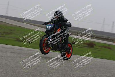 media/Nov-30-2025-TrackDaz (Sun) [[d8b22663df]]/A Group/Session 4 (Wheelie Bump)/